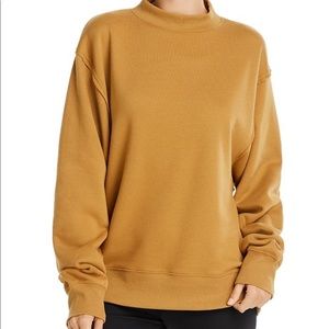 Alo yoga freestyle sweatshirt